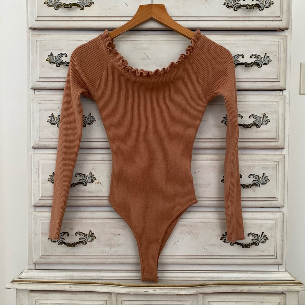 Vici Ribbed Long Sleeve Bodysuit in Rust